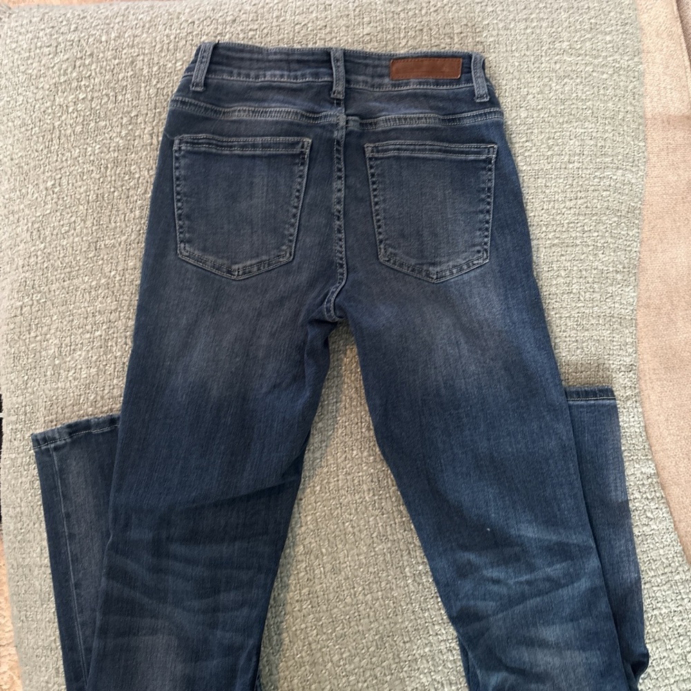 Eden Ruth High Rise Blue Jeans - Picture 3 of 4
